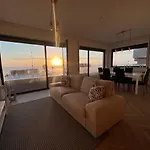 Custódio Ocean View *