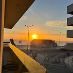 Custódio Ocean View Apartamento *