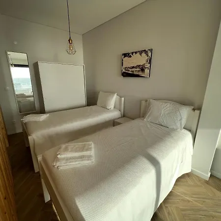 Custodio Ocean View 普拉亚德米拉